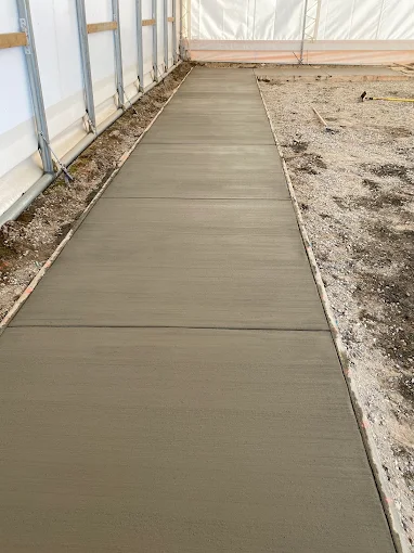 Sidewalk broom finish